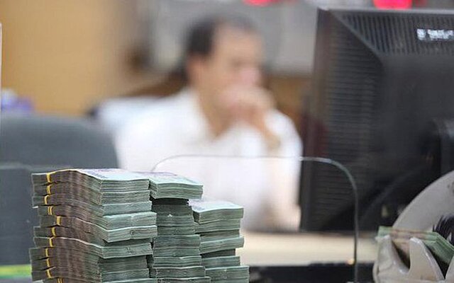 NHNN hút tiền khỏi hệ thống, lãi suất liên ngân hàng giảm nhiệt