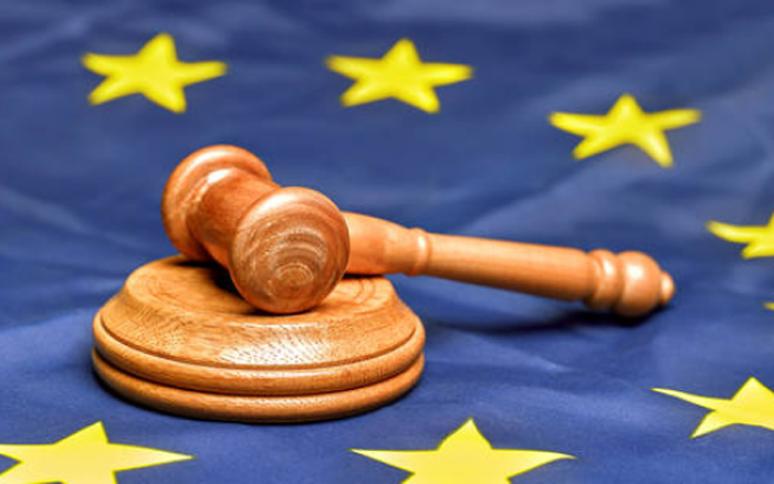 Gã khổng lồ dầu mỏ Mỹ đệ đơn kiện Liên minh châu Âu