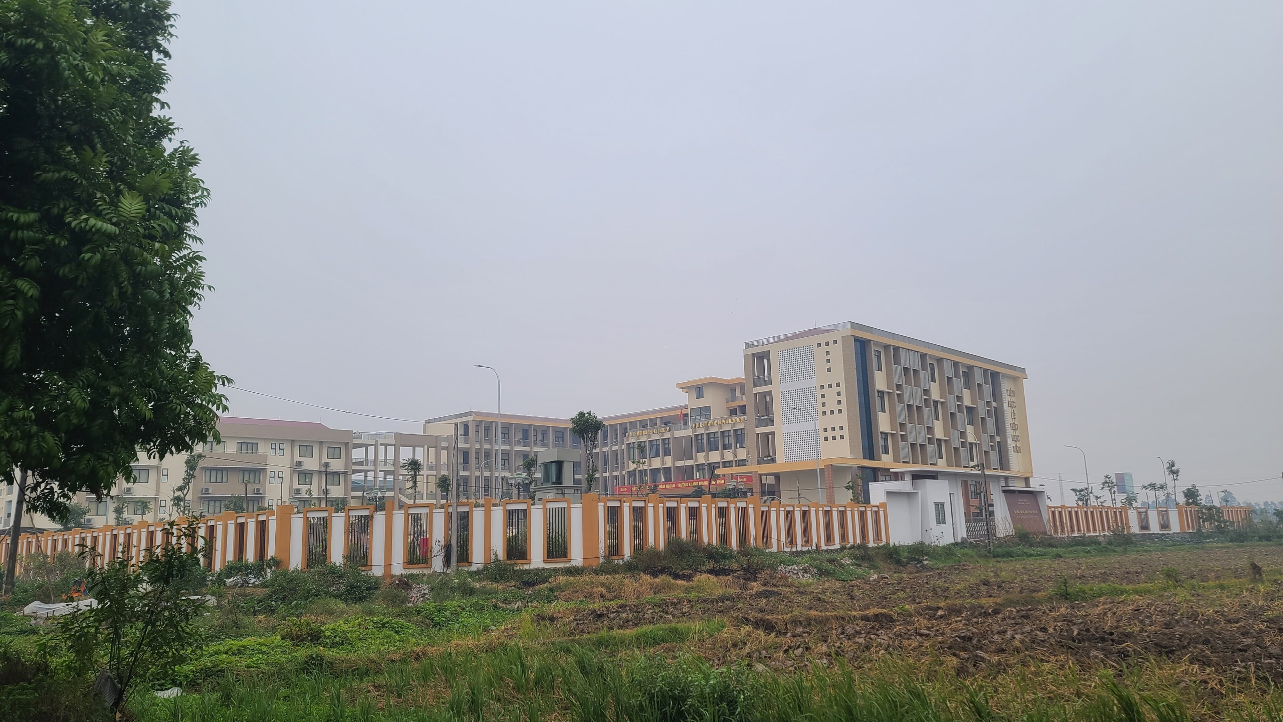 Chưa chuyển đổi xong mục đích sử dụng đất, 3 doanh nghiệp đã trúng thầu dự án hơn 146 tỷ