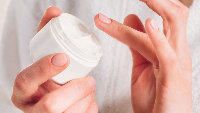 Cục Quản lý dược cảnh báo mẫu kem trị nám không rõ nguồn gốc, nghi là hàng giả