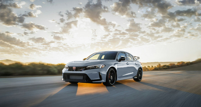Công bố giá bán lẻ của Honda Civic Type R thế hệ thứ 6 