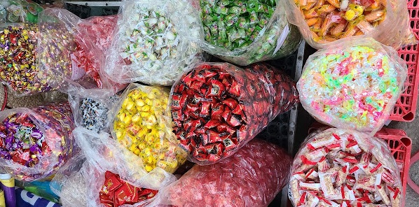 Bát nháo bánh kẹo, mứt 3 không người tiêu dùng cần thận trọng