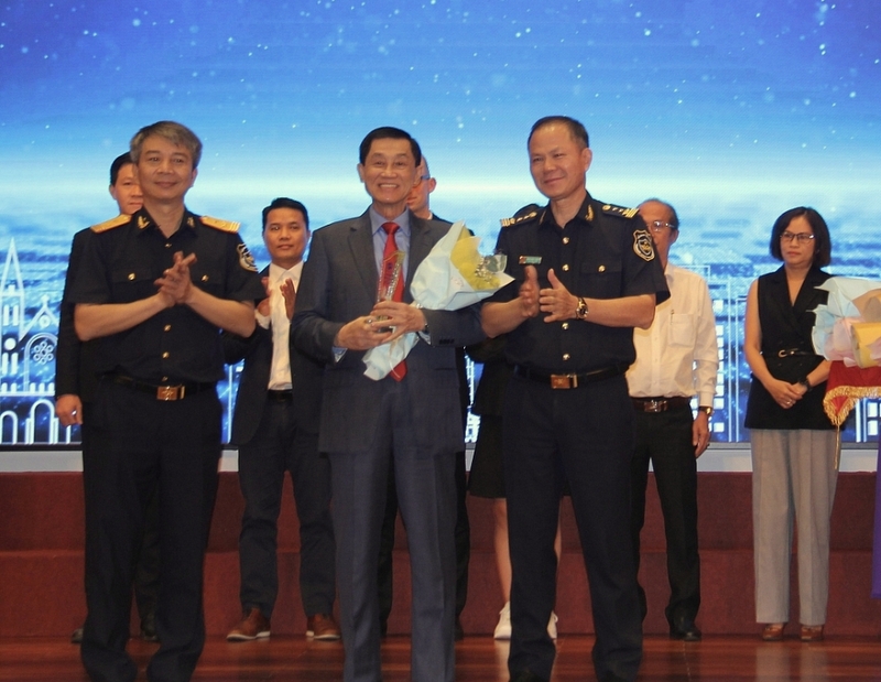 Chống hàng giả phải làm quyết liệt, thường xuyên chứ không chỉ là dịp Tết