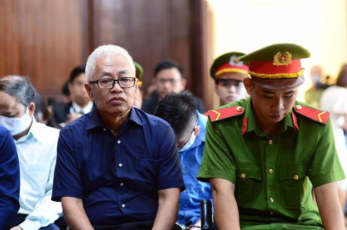 Sau án chung thân, cựu Tổng giám đốc DongABank tiếp tục bị đề nghị truy tố