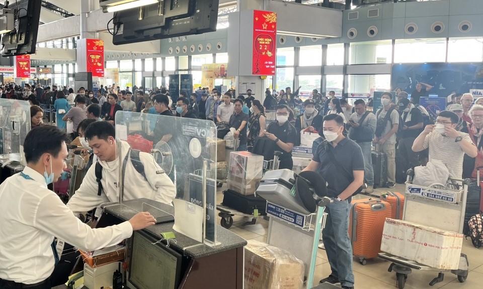 Ghi nhận lượng hành khách cao kỷ lục tại 2 sân bay lớn nhất cả nước trong dịp Tết