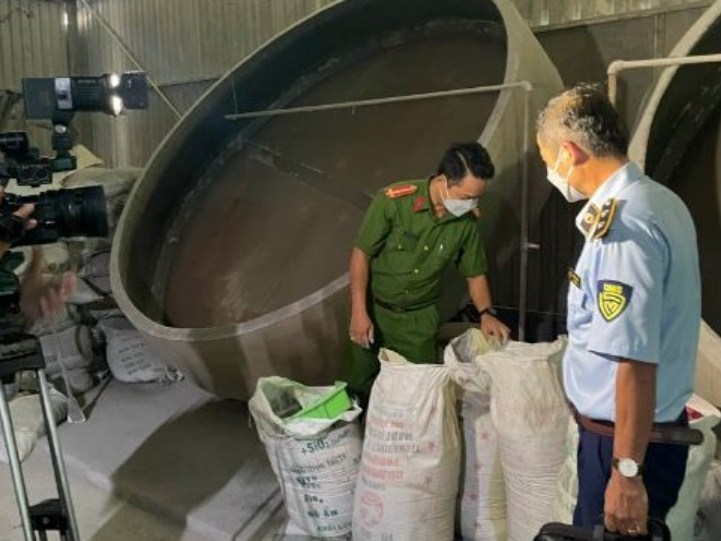 Sản xuất phân bón không đạt quy chuẩn một doanh nghiệp bị phạt gần 150 triệu đồng 