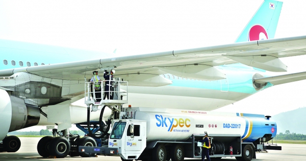 Vietnam Airlines muốn bán vốn tại công ty nhiên liệu hàng không Skypec