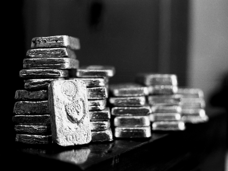 Thị trường hàng hóa 62 Giá kim loại và năng lượng giảm mạnh