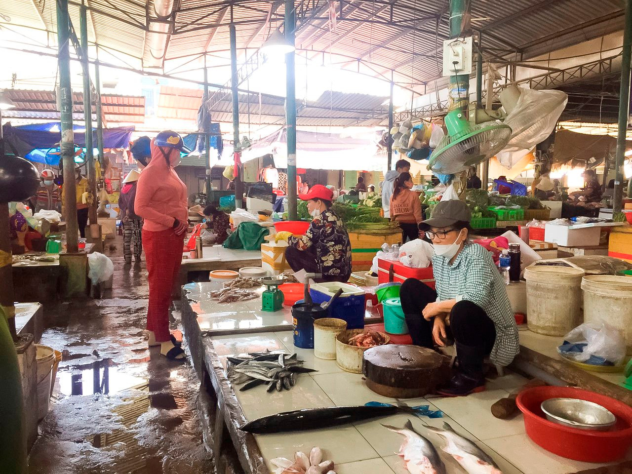 Giá hải sản sau Tết tăng giá mạnh