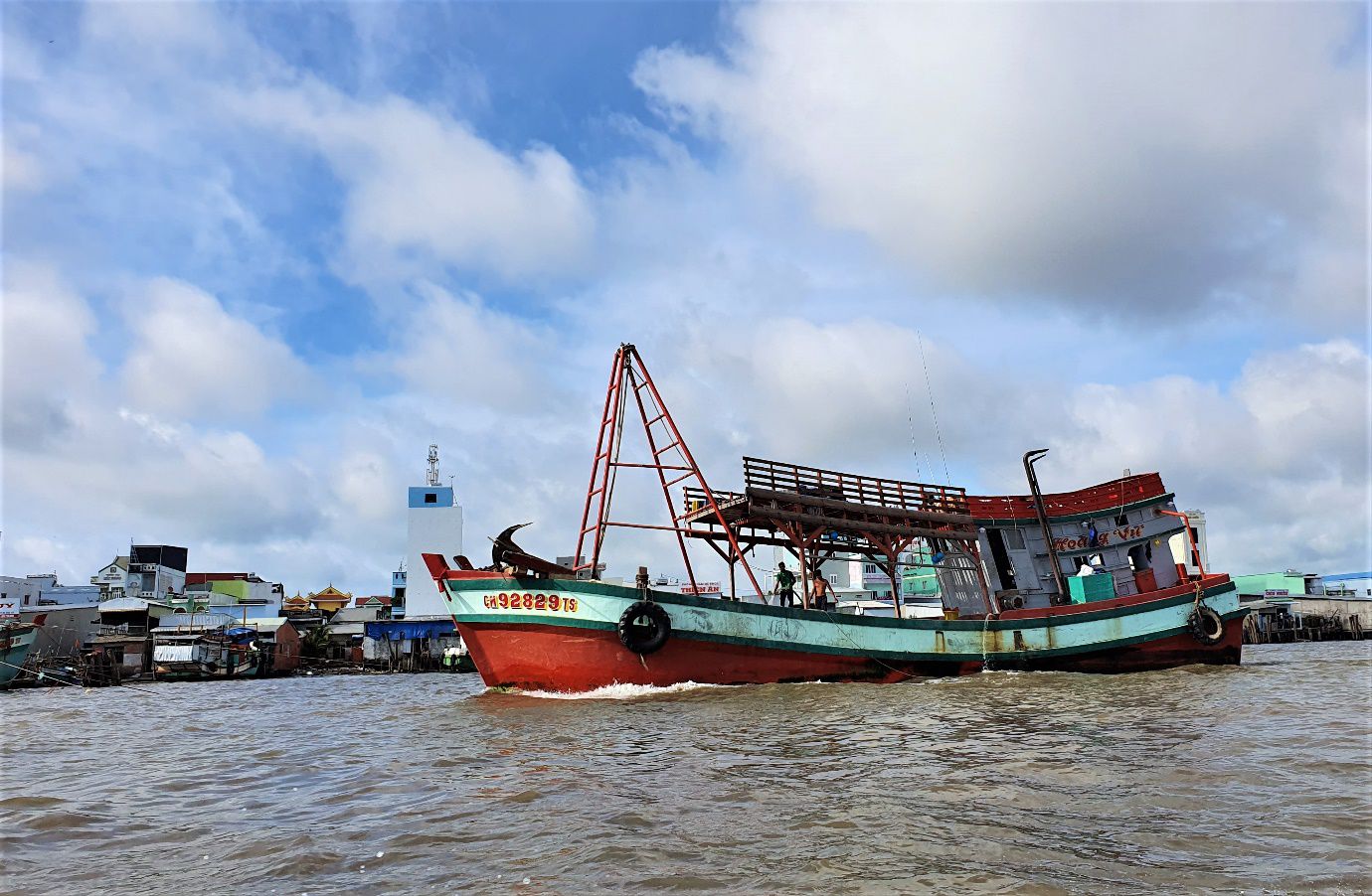 Chủ tịch tỉnh Cà Mau viết thư ngỏ cho ngư dân