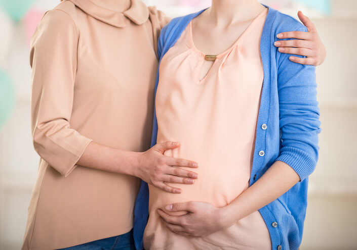 Hành vi tổ chức mang thai hộ vì mục đích thương mại sẽ bị xử lý như thế nào