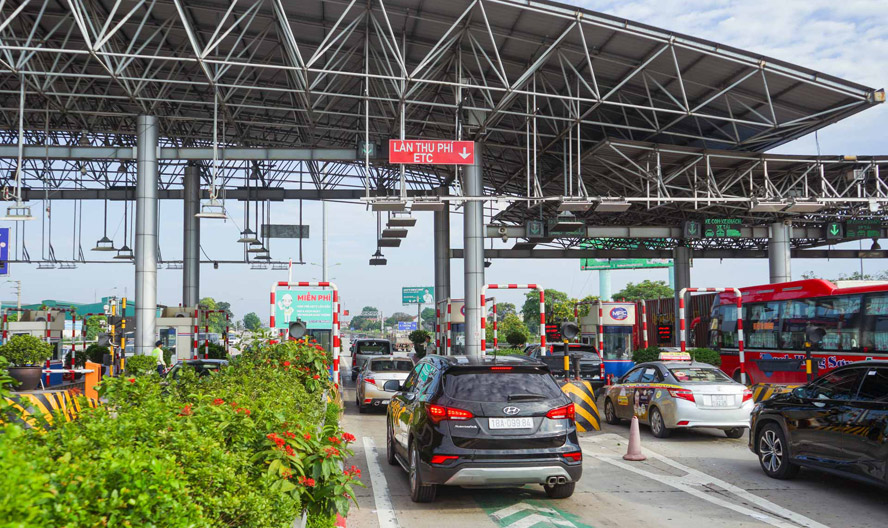 Nghiên cứu thu phí đường bộ qua vệ tinh, bỏ rào chắn barie