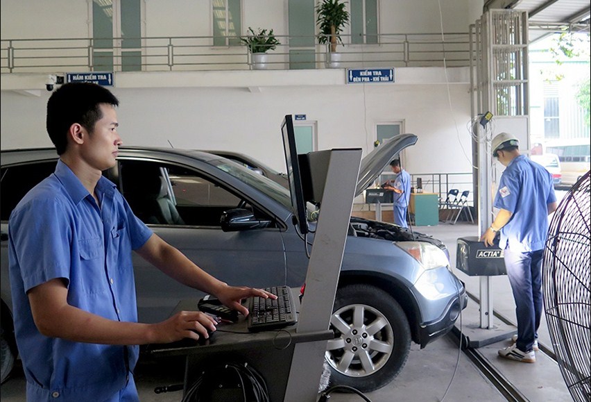Dự kiến miễn đăng kiểm lần đầu cho xe mới từ 17