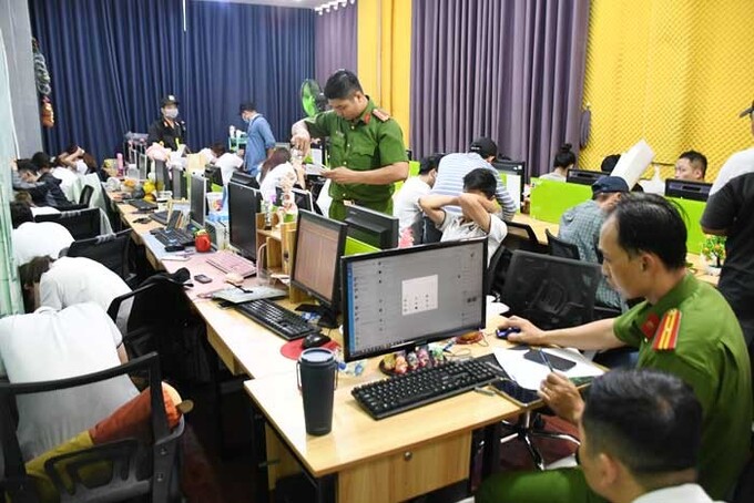 Ngân hàng Phương Đông (OCB) thuê băng nhóm đòi nợ kiểu xã hội đen