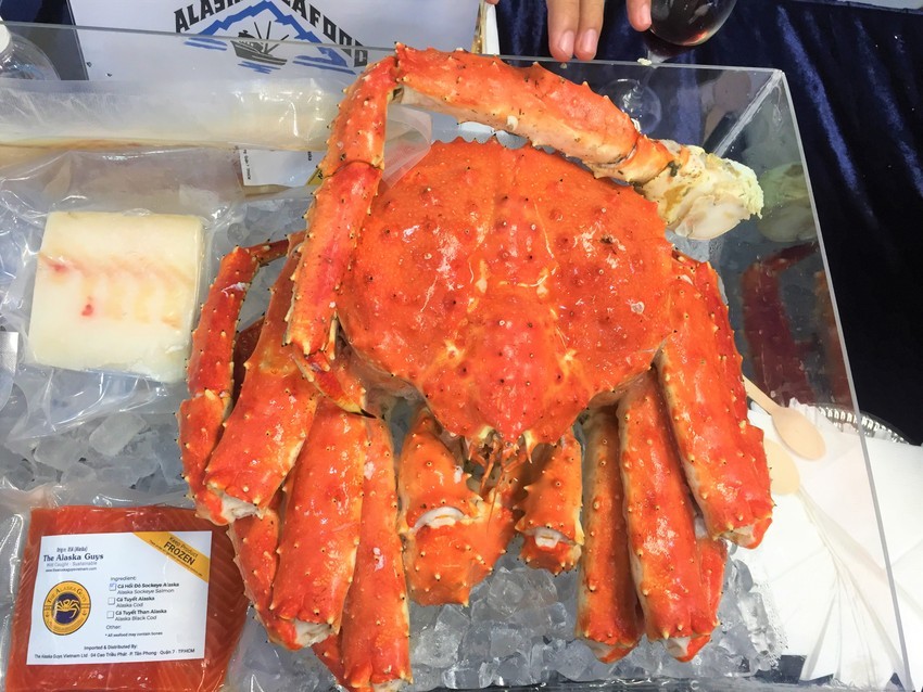 Người Việt chi 27 triệu USD mua tôm hùm, cua hoàng đế... của Mỹ