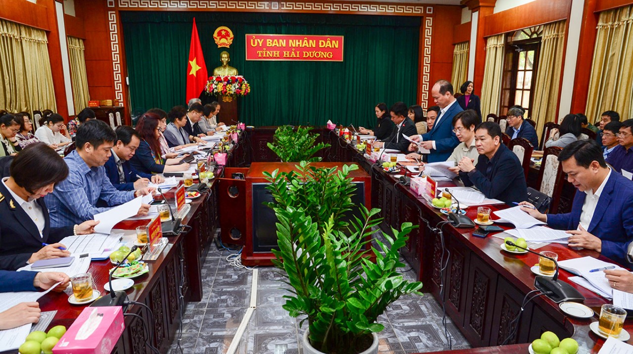 Đoàn giám sát của Ủy ban Tài chính - Ngân sách Quốc hội làm việc với tỉnh Hải Dương
