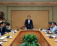 Phó Thủ tướng Trần Hồng Hà Xử lý ngay tình trạng ùn tắc nghiêm trọng tại các trung tâm đăng kiểm 