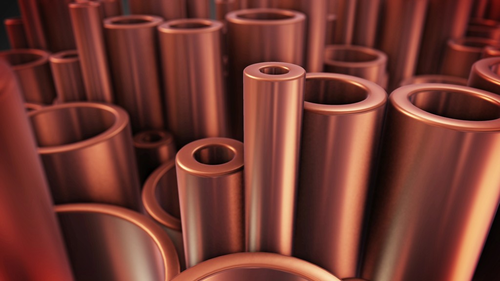 Thị trường hàng hóa 143 Giá kim loại tăng vọt, dầu thô suy yếu