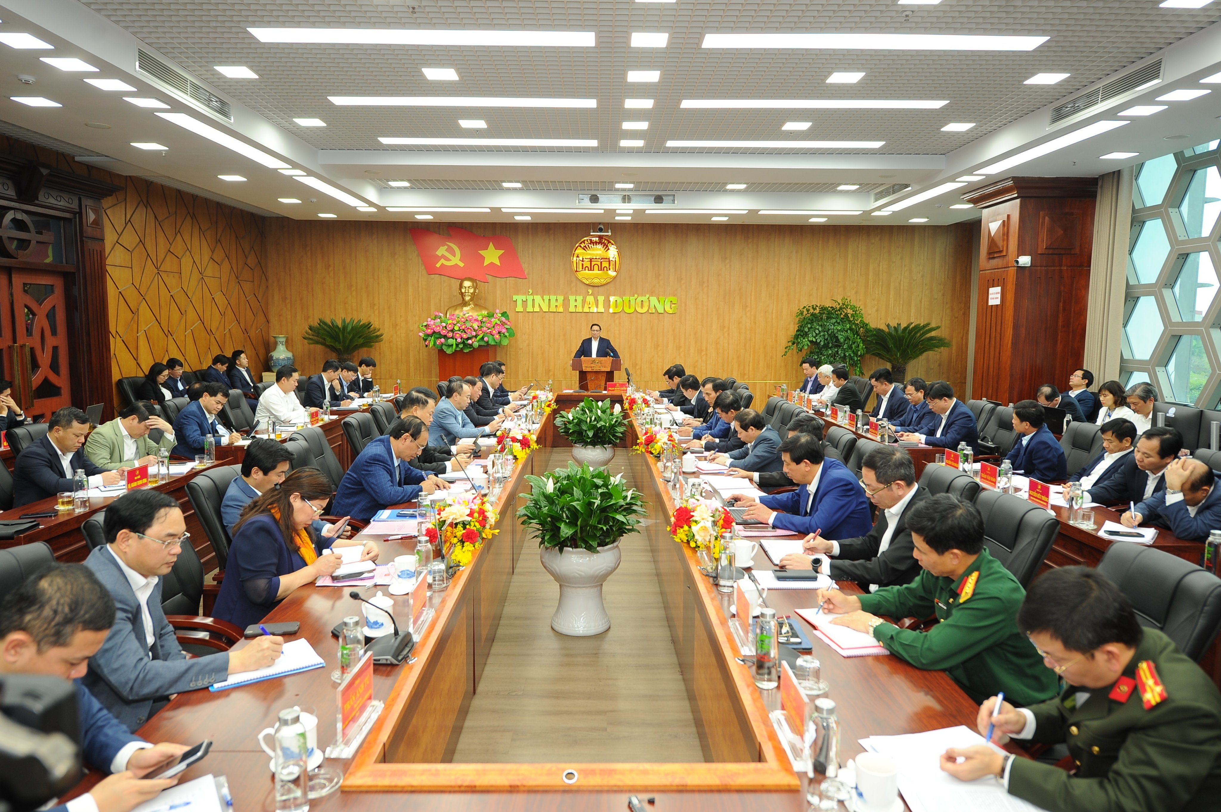 Thủ tướng Tăng trưởng xanh, chuyển đổi số, đổi mới sáng tạo để phát triển bứt phá, bền vững, nâng tầm vị thế Hải Dương 