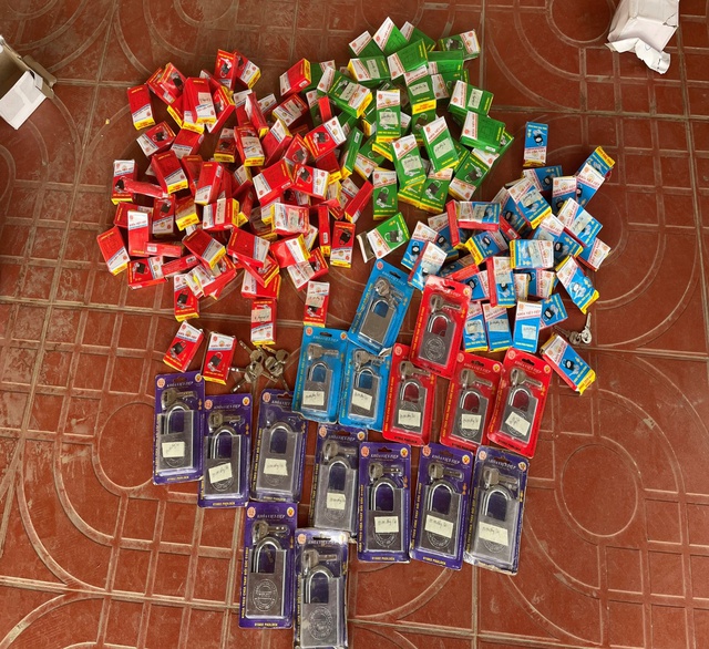 Phát hiện nhiều cơ sở buôn bán khóa Việt Tiệp giả mạo tại Thái Nguyên