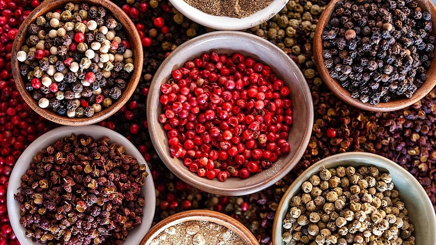 Giá tiêu hôm nay 263 Dao động quanh mốc từ 64.000 – 66.500 đồngkg