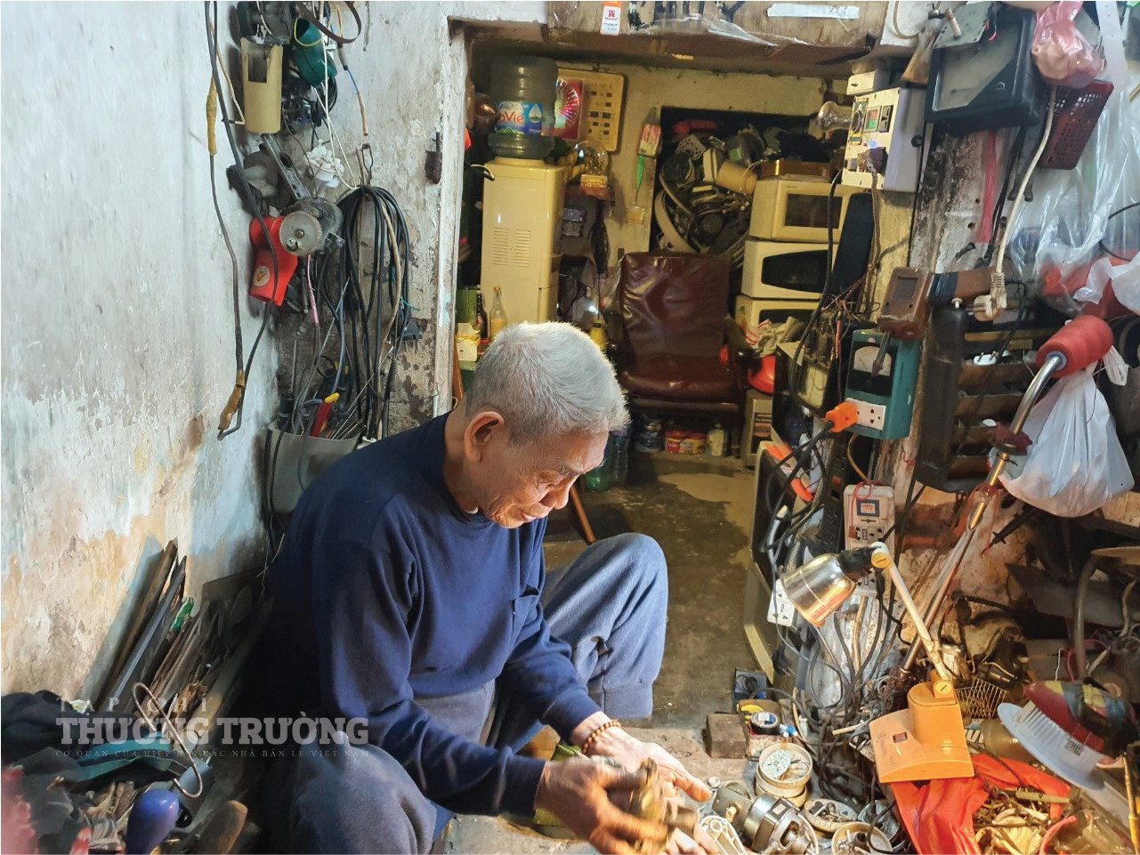 Chung cư cũ ở Hà Nội Nỗi lo đi dễ khó về