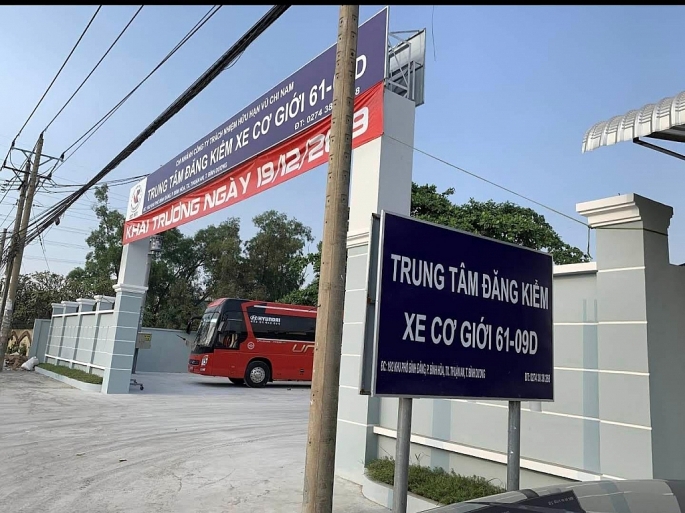 Bình Dương Bắt giữ khẩn cấp lãnh đạo và nhân viên Trung tâm đăng kiểm 61.09D 