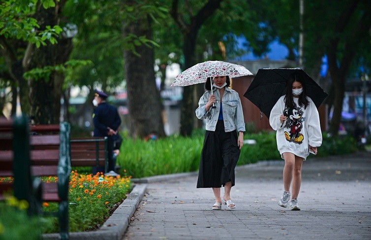 Dự báo thời tiết đêm nay và ngày mai 014 Hà Nội và các khu vực trên cả nước