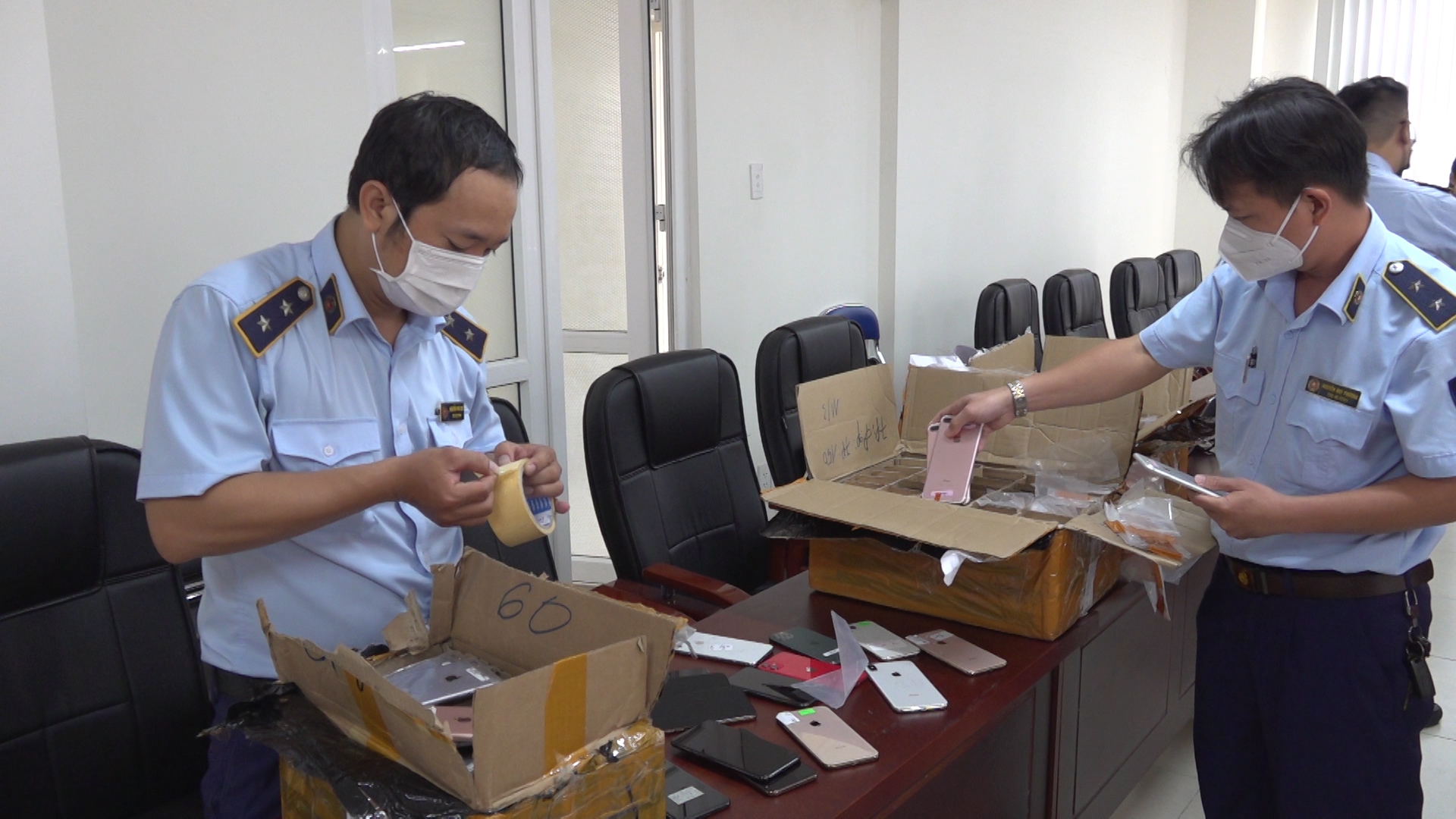 TP.HCM xử phạt gần 684 vụ hàng giả trong quý I2023