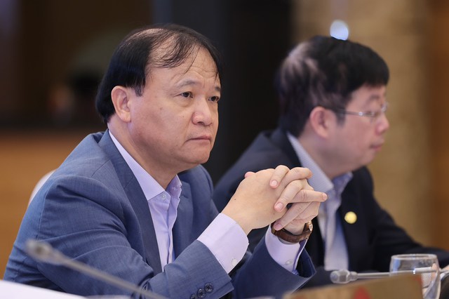 Thống nhất giá điện để sớm đưa các nhà máy điện gió, điện mặt trời vào vận hành