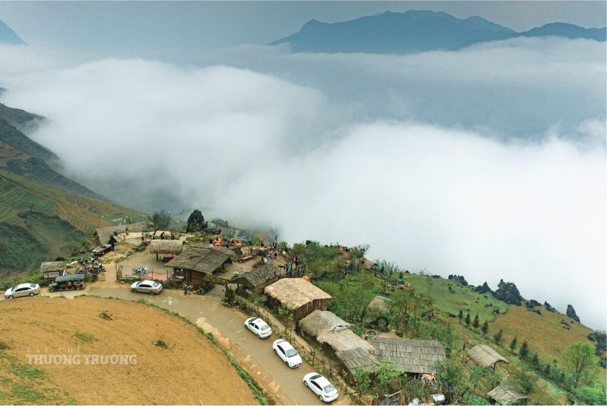 Bài 2 - Điểm ‘check in Best View – SaPa’ Xây dựng trái phép, phá nát khu du lịch Quốc gia Sa Pa