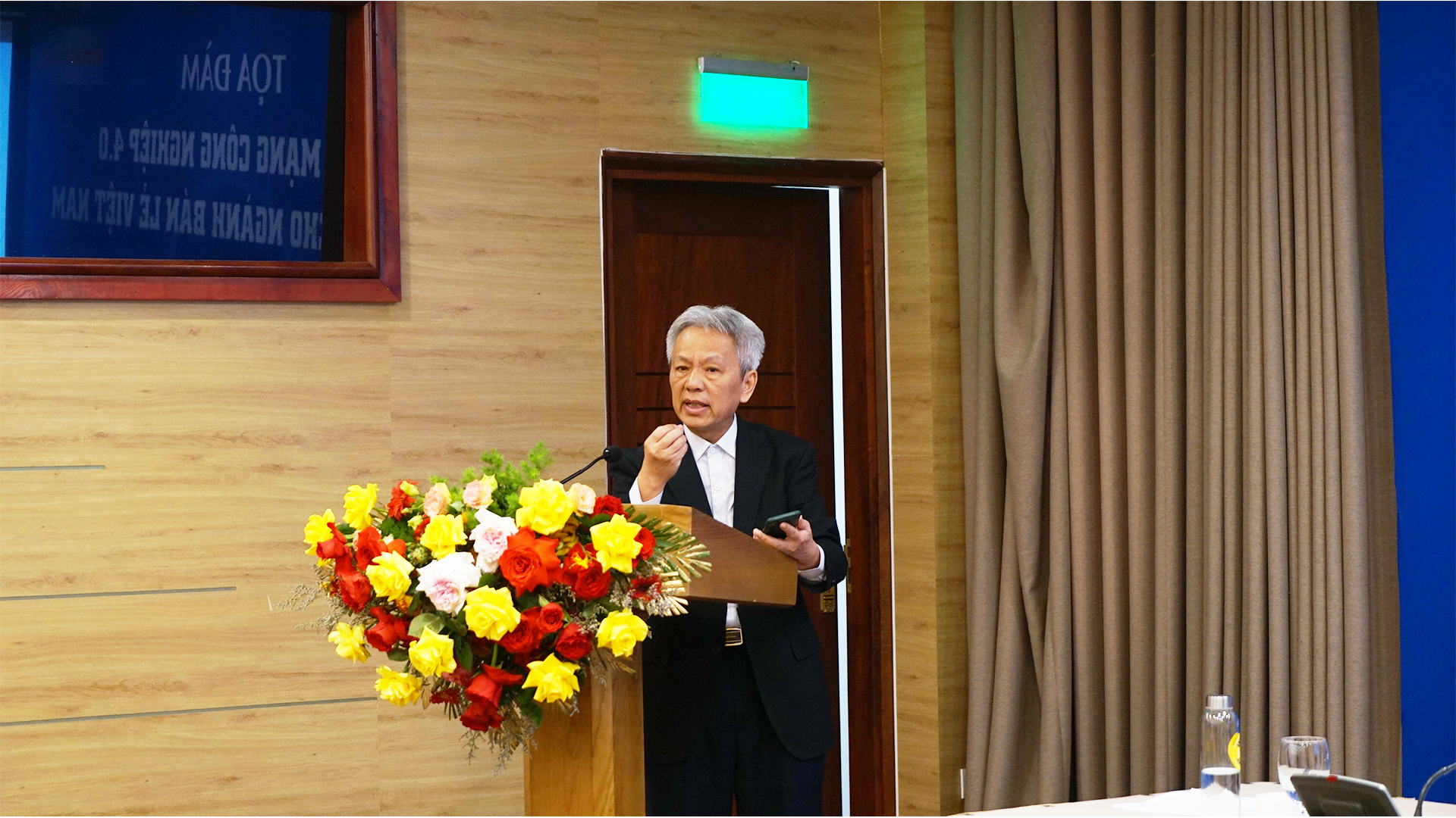 CẬP NHẬT Tọa đàm Cách mạng công nghiệp 40 và cơ hội cho ngành bán lẻ Việt Nam