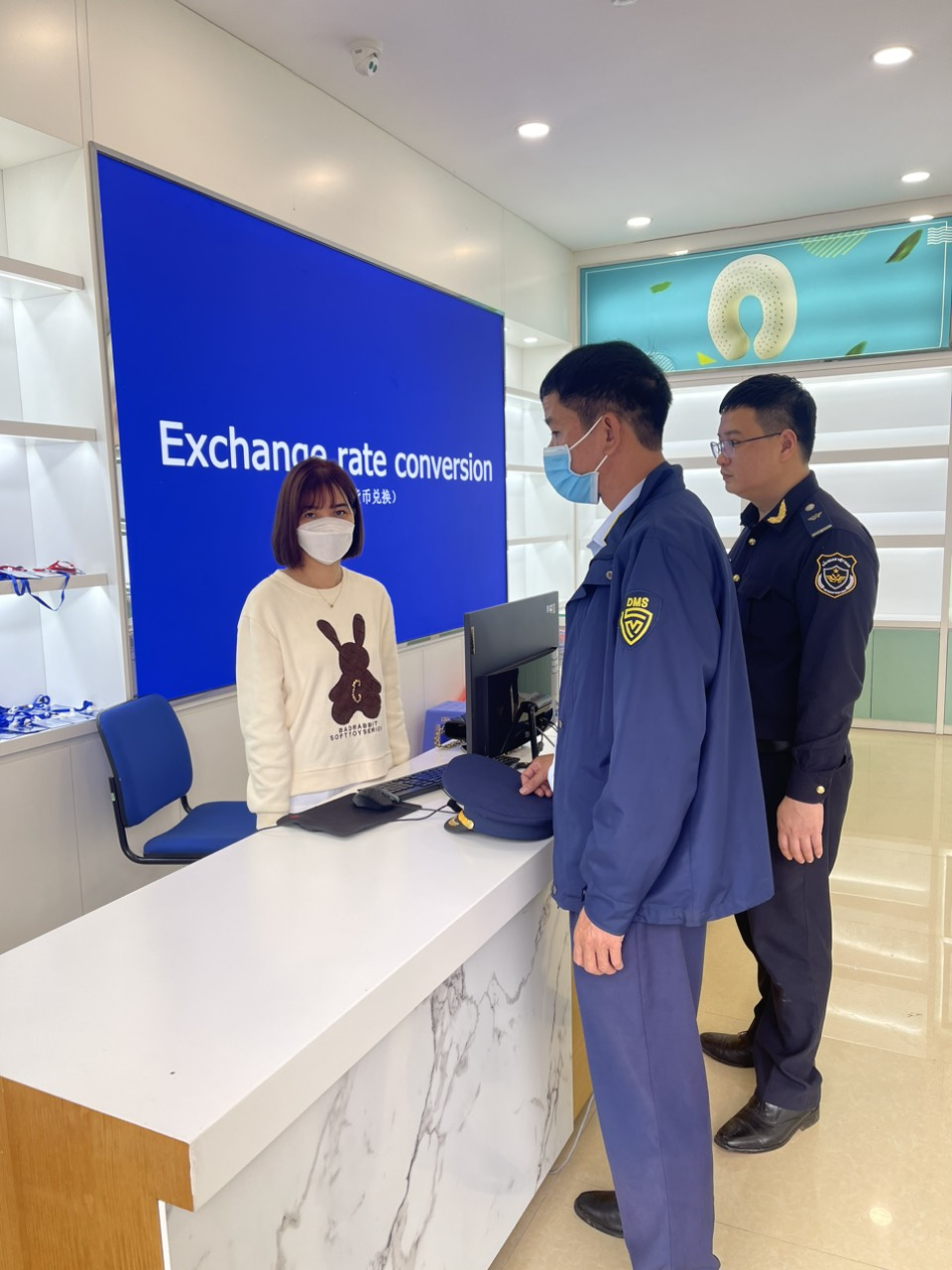 Quảng Ninh Phát hiện nhiều cửa hàng kinh doanh mỹ phẩm giả nhãn hiệu nổi tiếng