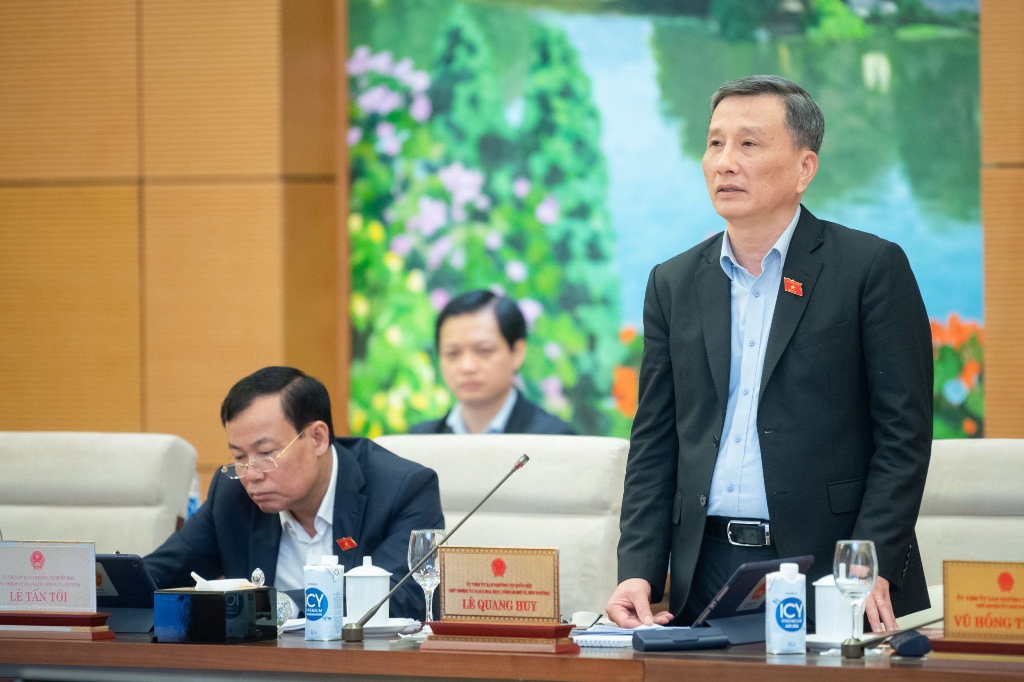 ĐBQH kiến nghị làm rõ quy định điều tiết thị trường bất động sản