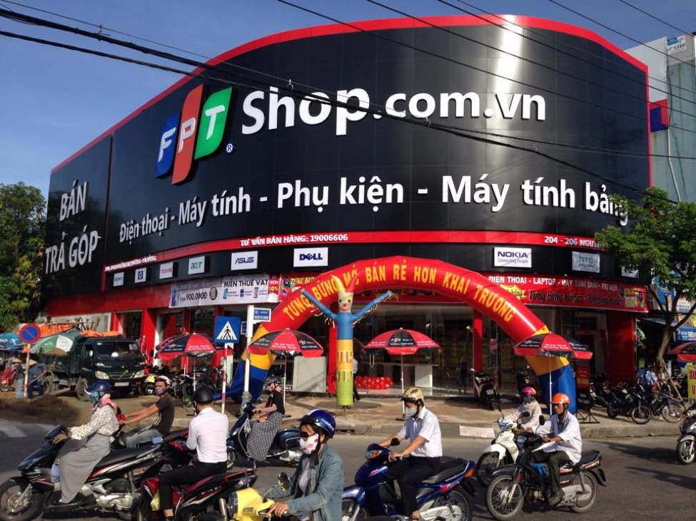 Cổ đông băn khoăn động lực tăng trưởng của FPT Shop