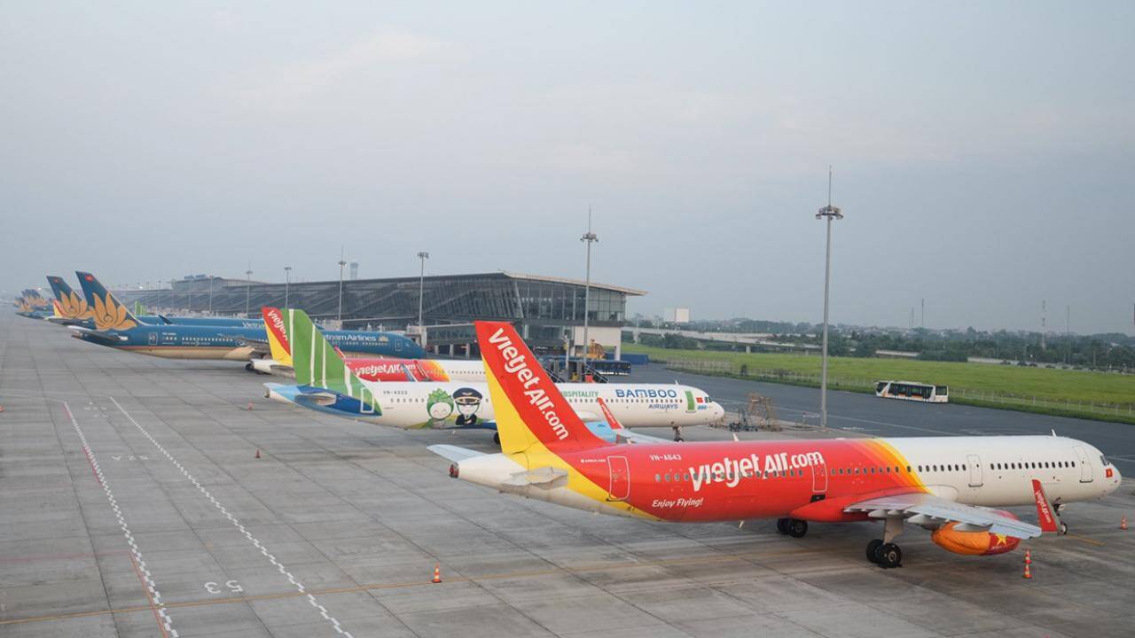 Yêu cầu xem xét tăng chuyến bay nội địa dịp nghỉ Lễ 304-15