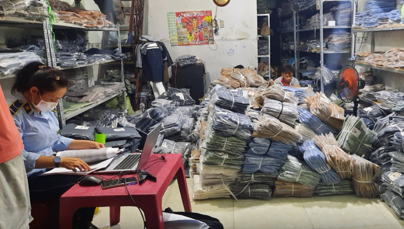 Thuê nhà không số bán hàng hiệu online giá ‘bèo’, mỗi ngày chốt hàng trăm đơn