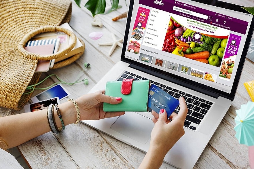 Bán hàng trên mạng xã hội hiệu quả cao hơn trên website, sàn thương mại điện tử