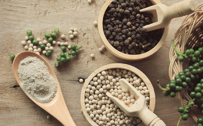 Giá tiêu hôm nay 234 Đồng loạt điều chỉnh tăng 500 đồngkg 