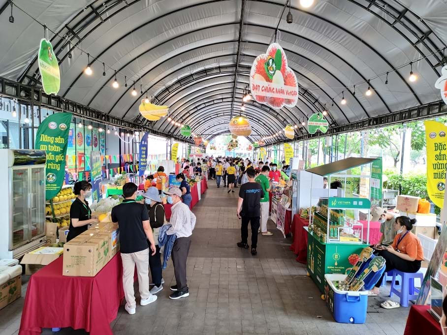 Hơn 1.000 đặc sản vùng miền quy tụ tại Lễ hội “Nông sản đặc sản vùng miền 2023”