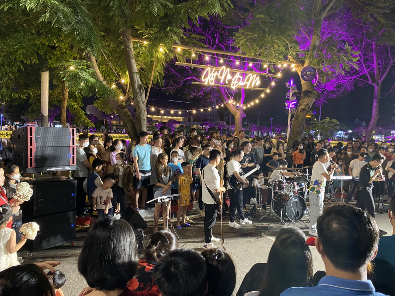 Hải Dương Nhiều hoạt động hấp dẫn phục vụ người dân trải nghiệm phố đi bộ, chợ đêm