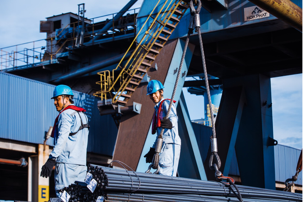 Thép xây dựng của Hòa Phát chỉ bán được hơn 214.000 tấn trong tháng 4, giảm 28% so với cùng kỳ 2022