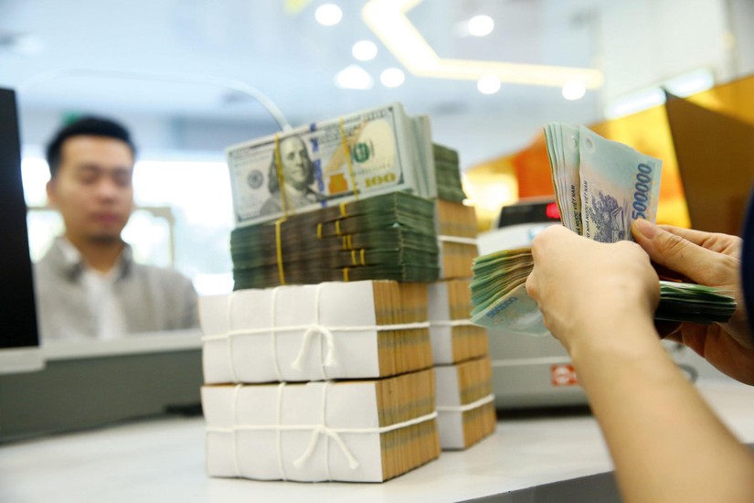 Ngân hàng nào sẽ hạn chế được rủi ro NIM thu hẹp