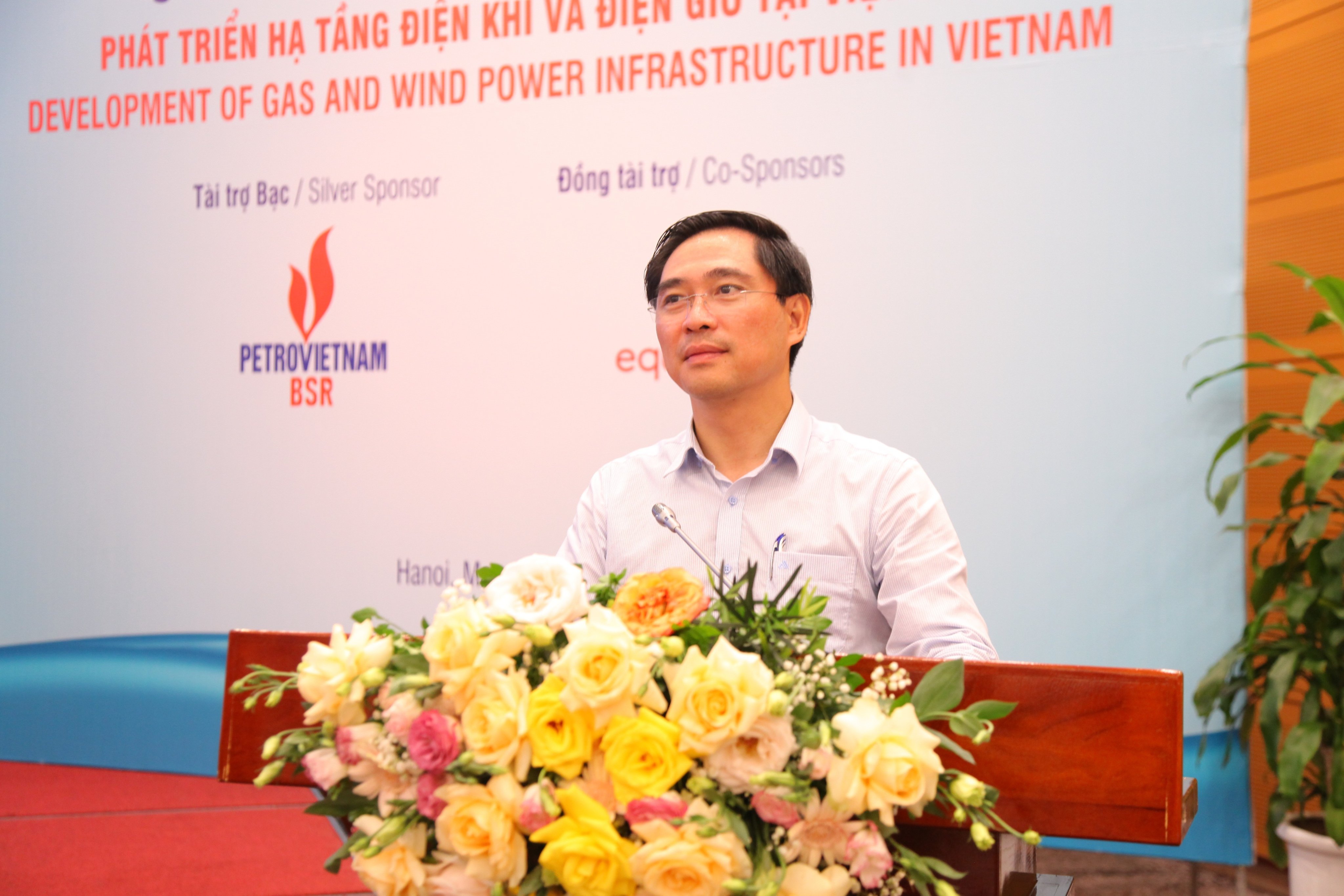 Bộ Công Thương lý giải nguyên nhân khó đàm phán hợp đồng mua bán điện khí, điện gió