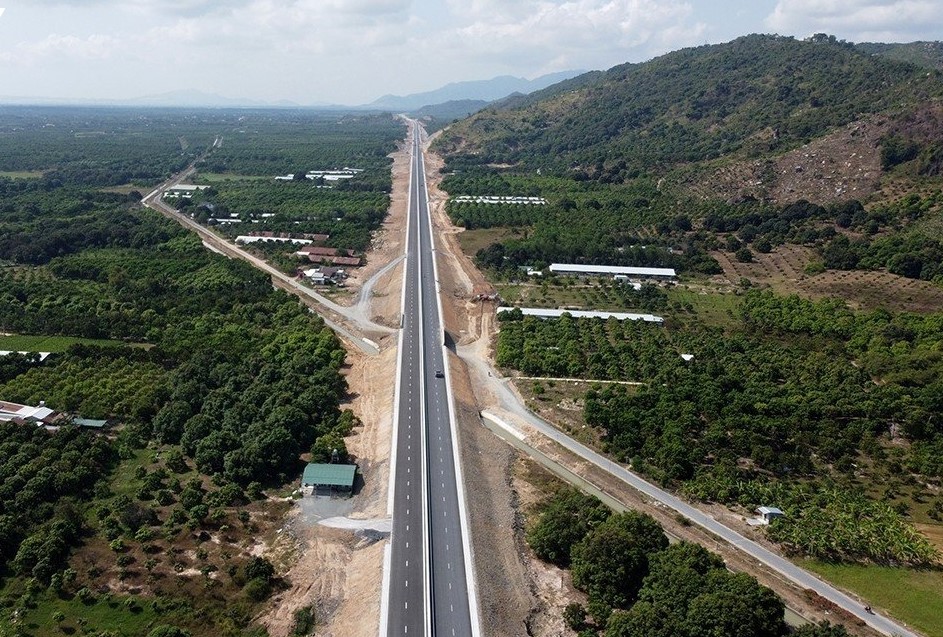 Khánh thành và thông xe thêm 150km cao tốc Bắc - Nam