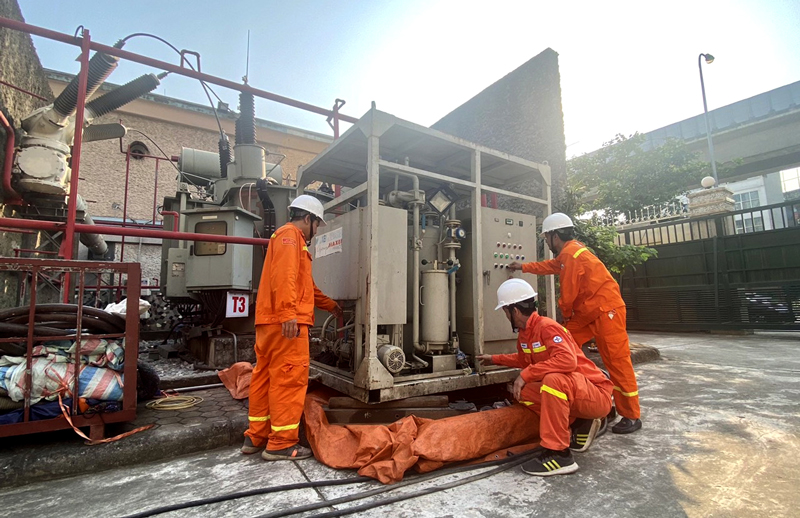 Giải pháp đảm bảo cung ứng điện mùa nắng nóng