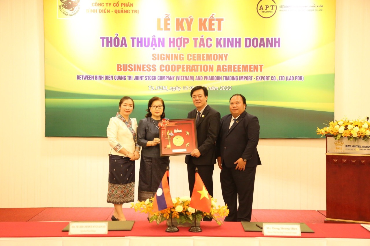 Bình Điền cung cấp phân bón Đầu Trâu và giải pháp canh tác nông nghiệp tiên tiến cho nông dân Lào