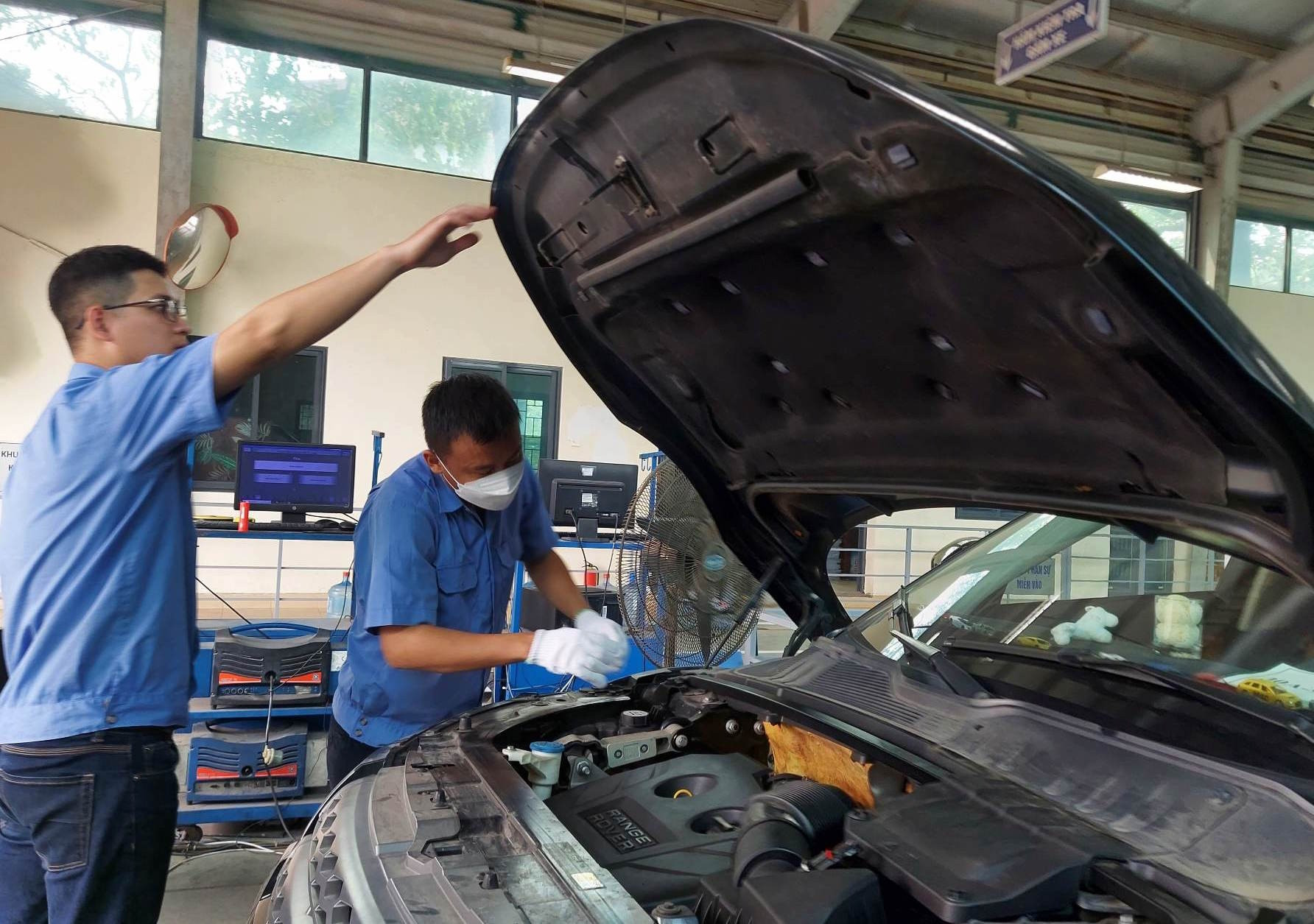 Khoảng 1,4 triệu ô tô dưới 9 chỗ ngồi có thể được tự động giãn chu kỳ đăng kiểm