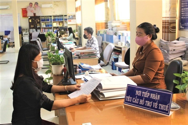  Bộ Tài chính đề xuất giảm tới 50% nhiều khoản thu phí, lệ phí