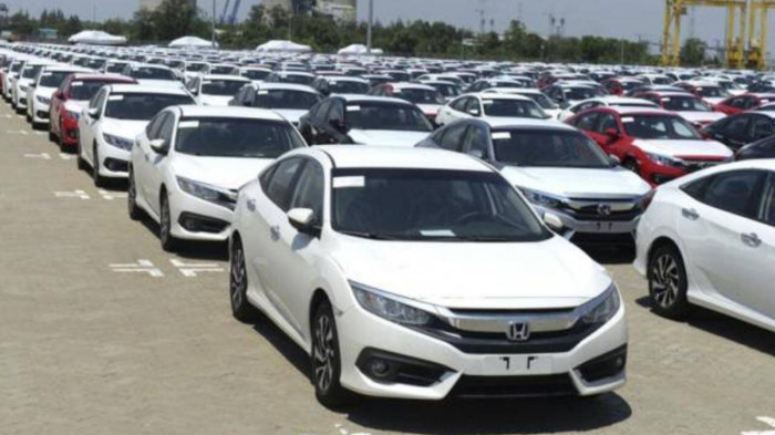 Thị trường ô tô kỳ vọng phục hồi từ việc giảm 50% lệ phí trước bạ